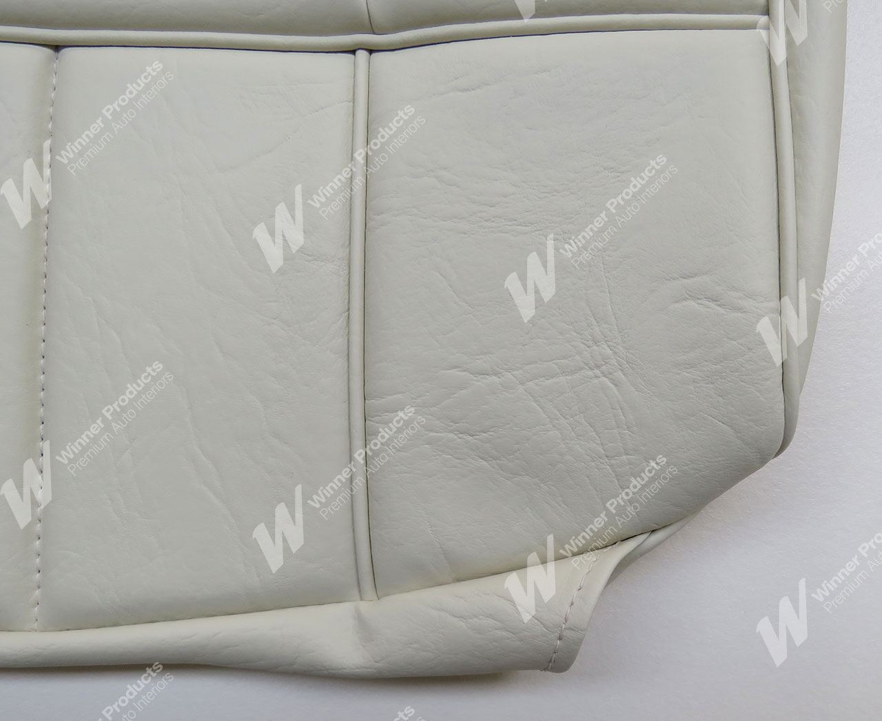 Ford Fairmont XA Fairmont Sedan W White Seat Covers (Image 7 of 7)